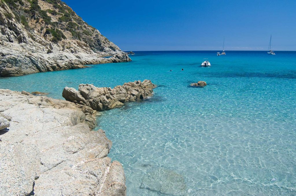 Vacanze in Sardegna fuori stagione: perché Maggio, Settembre e Ottobre sono i mesi più intelligenti