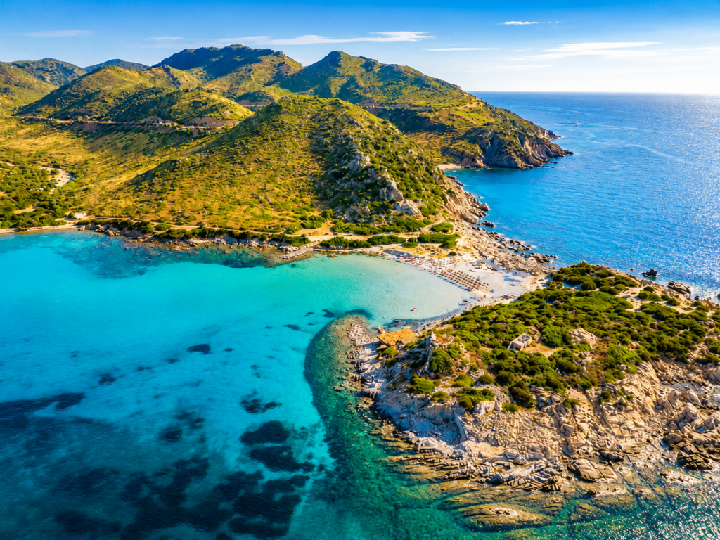 Alla scoperta del Sud-Est Sardegna: dune, stagni e natura mediterranea incontaminata